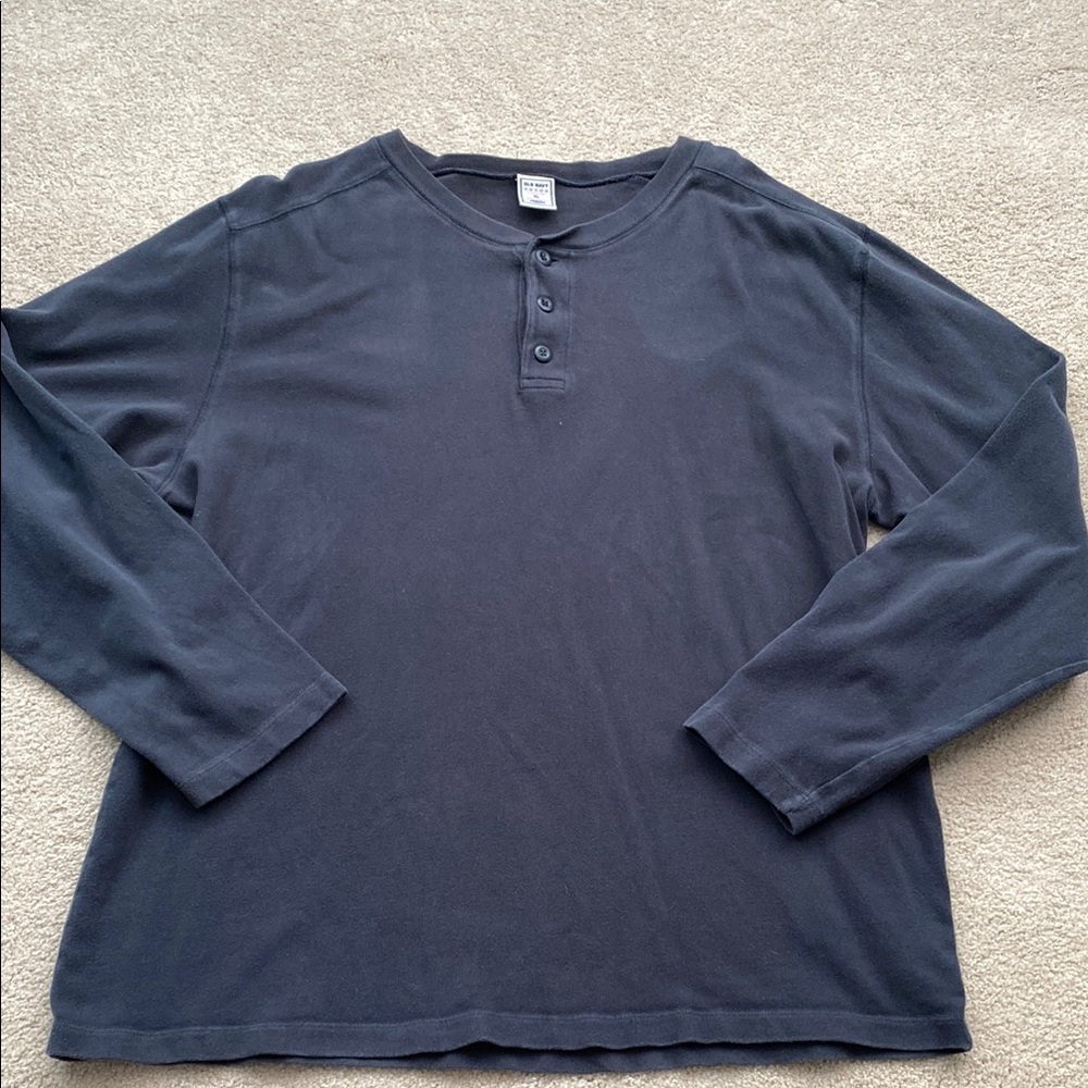 Old Navy Y2K 100% cotton dark navy blue long sleeve shirt with buttons.